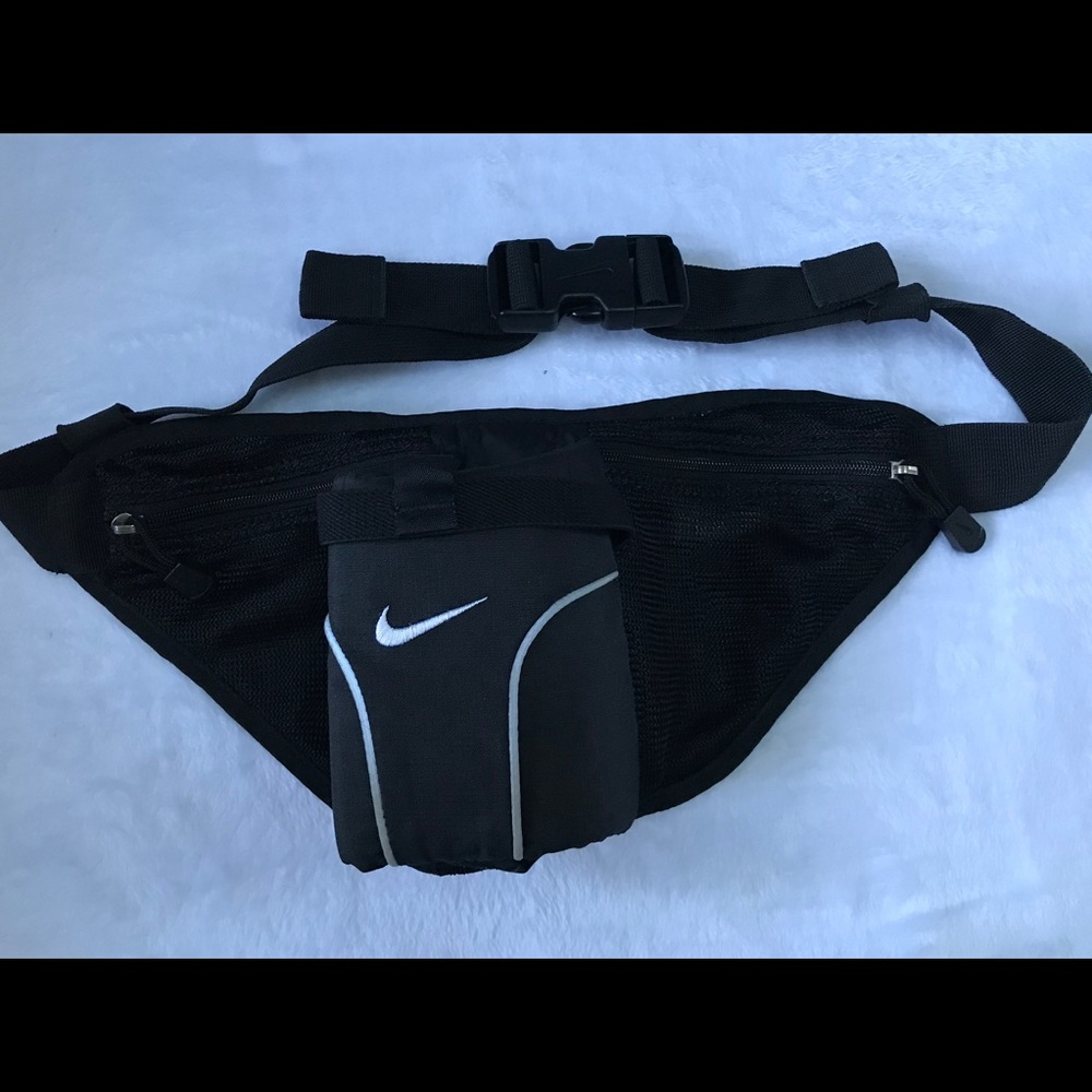 Nike Fanny waist pack bottle